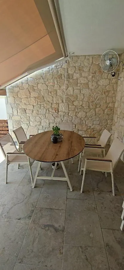 Villa Bobakis Nikiti  0*, Nikiti (Sithonia)